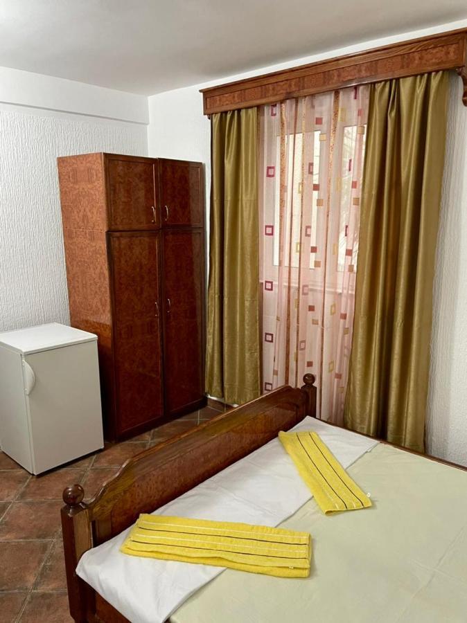 Vila Monte Hotel Budva Buitenkant foto