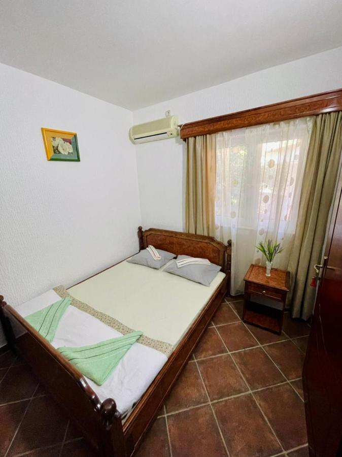 Vila Monte Hotel Budva Buitenkant foto