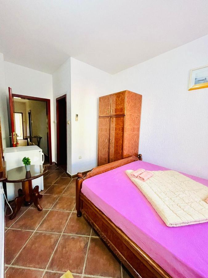 Vila Monte Hotel Budva Buitenkant foto